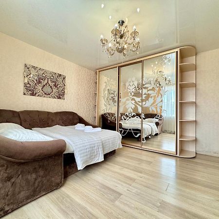 Apartpoltava Елегантна Квартира В Новобудові,Біля Каштанової Алеї, Центр Міста, Звітна Документація Esterno foto